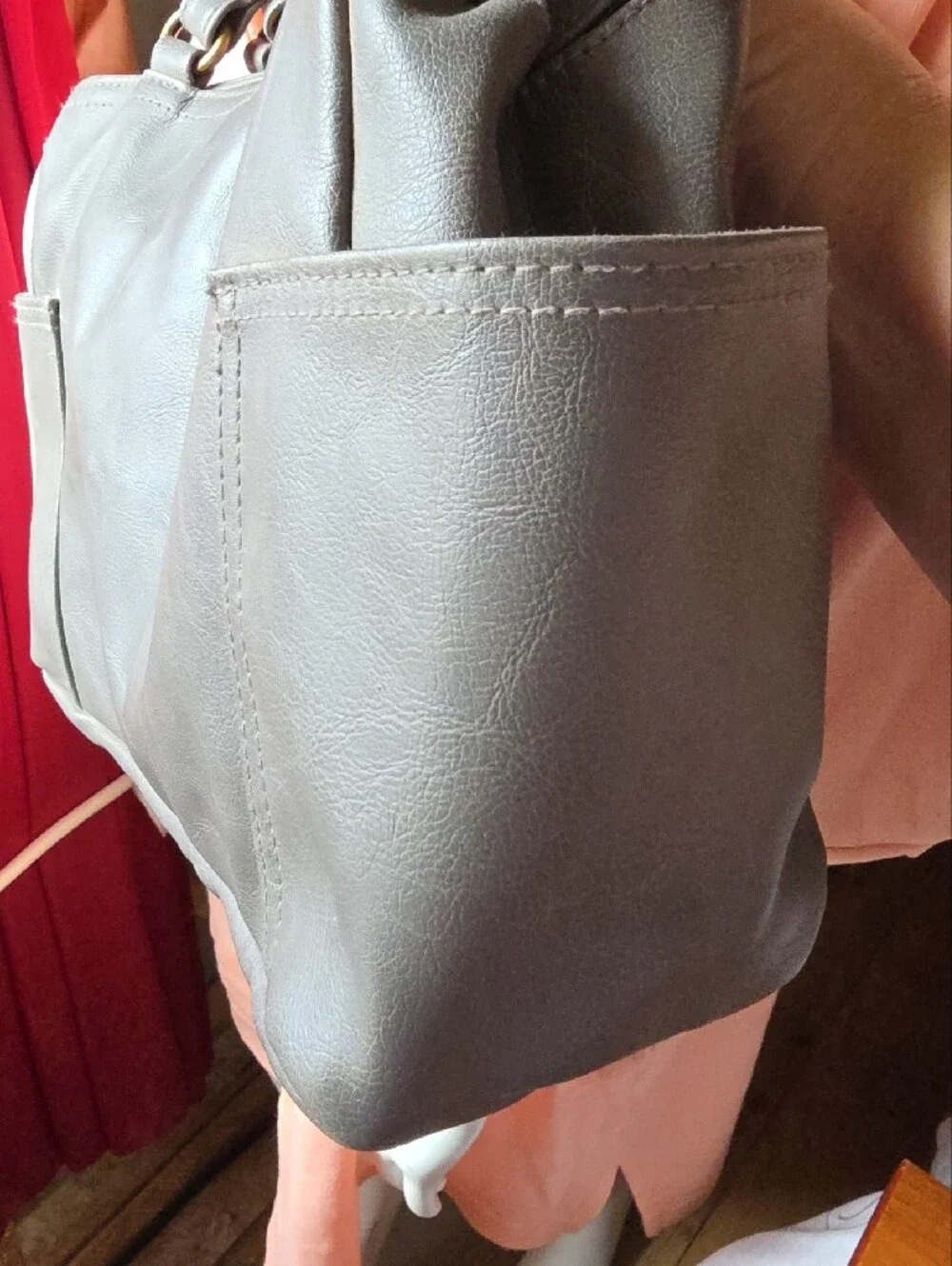 Rosetti Gray Leatherette Shoulder Bag - Gray